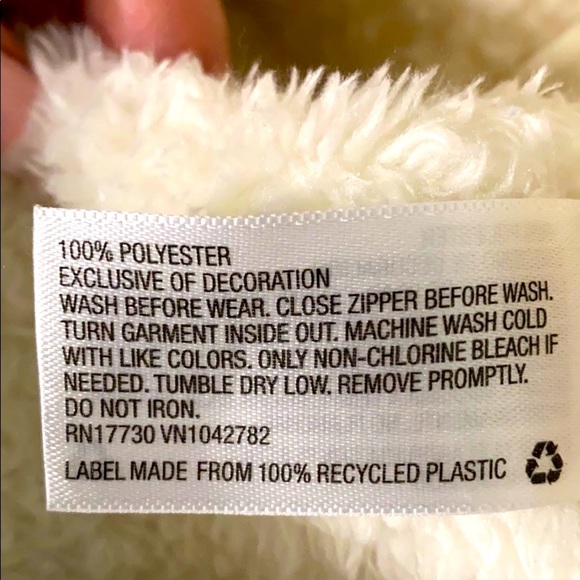 Creamy faux fur unicorn hoodie/coat w/silver wings - Picture 16 of 16